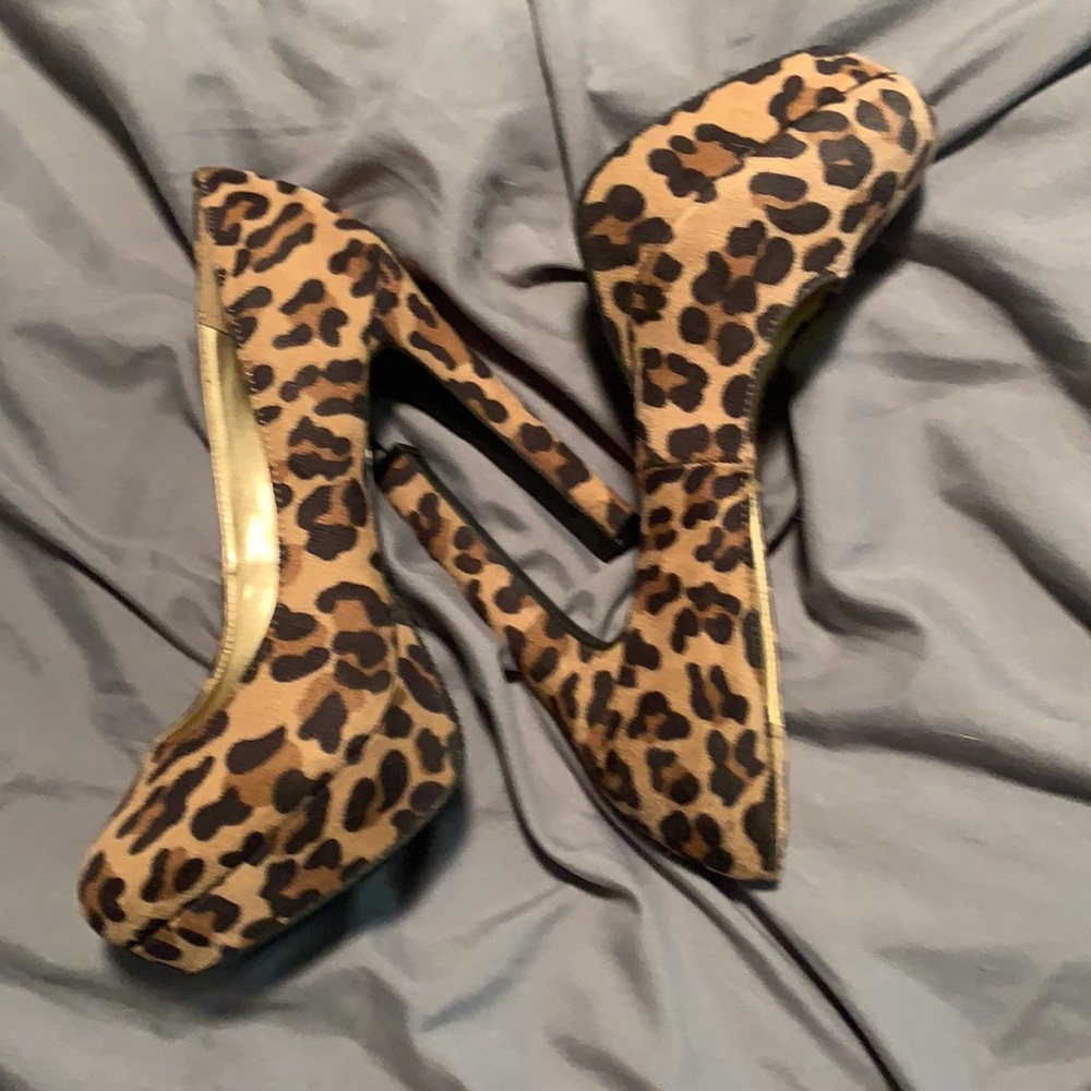 Leopard heels - Picture 3 of 7